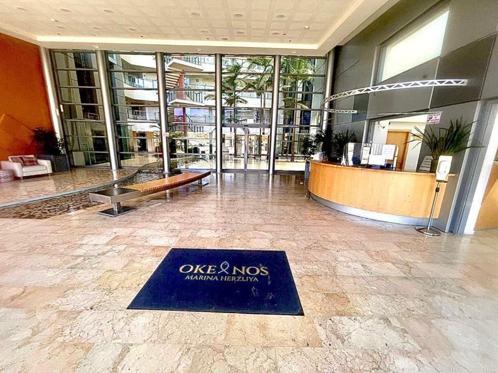 Okeanos Bmarina Aparthotel Herzelia Exterior foto