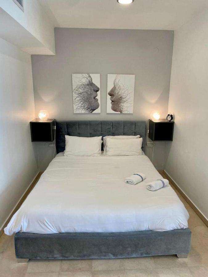 Okeanos Bmarina Aparthotel Herzelia Exterior foto